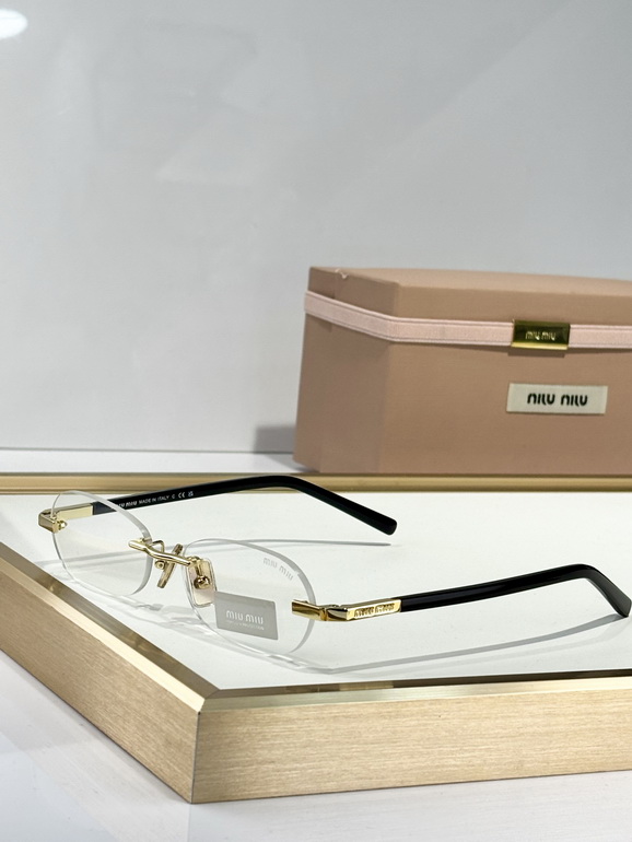 MIUMIU Sunglasses(AAAA)-690
