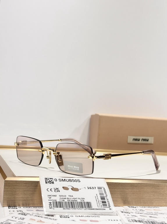 MIUMIU Sunglasses(AAAA)-639