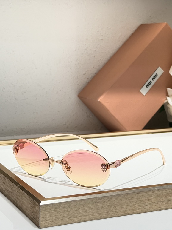 MIUMIU Sunglasses(AAAA)-582