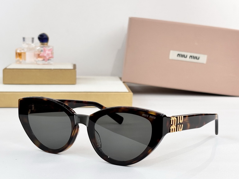 MIUMIU Sunglasses(AAAA)-565