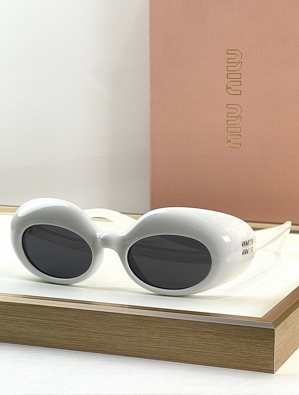 MIUMIU Sunglasses(AAAA)-542