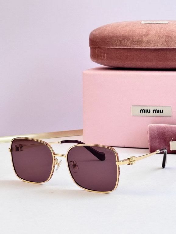 MIUMIU Sunglasses(AAAA)-496