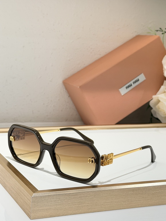 MIUMIU Sunglasses(AAAA)-455