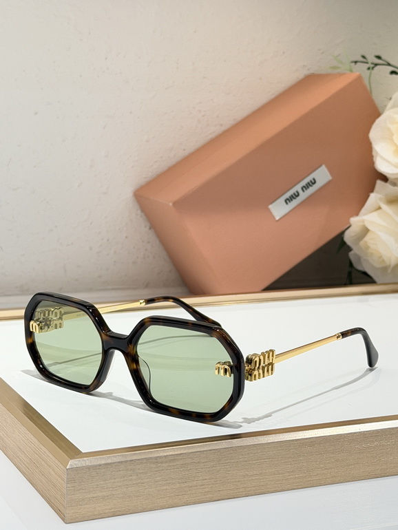 MIUMIU Sunglasses(AAAA)-454