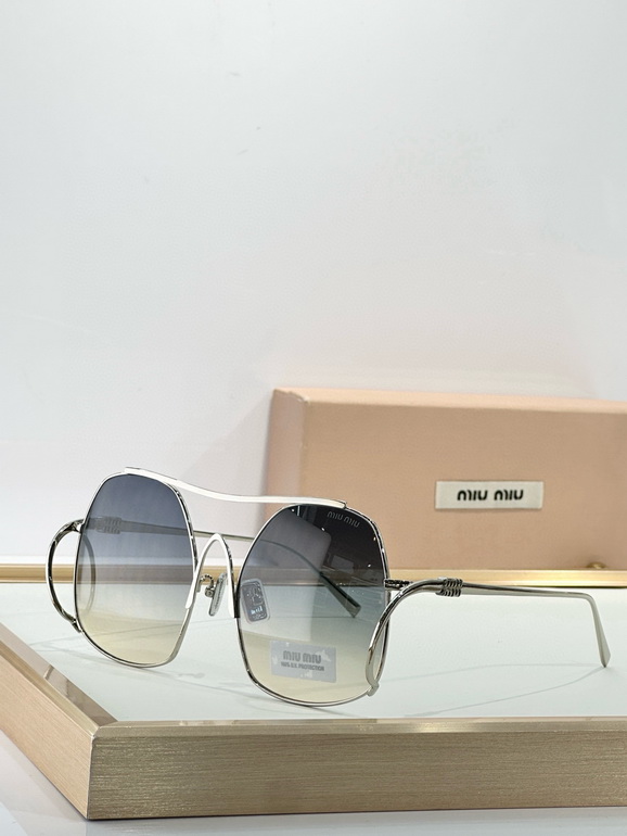 MIUMIU Sunglasses(AAAA)-447