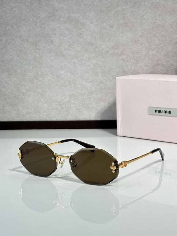 MIUMIU Sunglasses(AAAA)-411