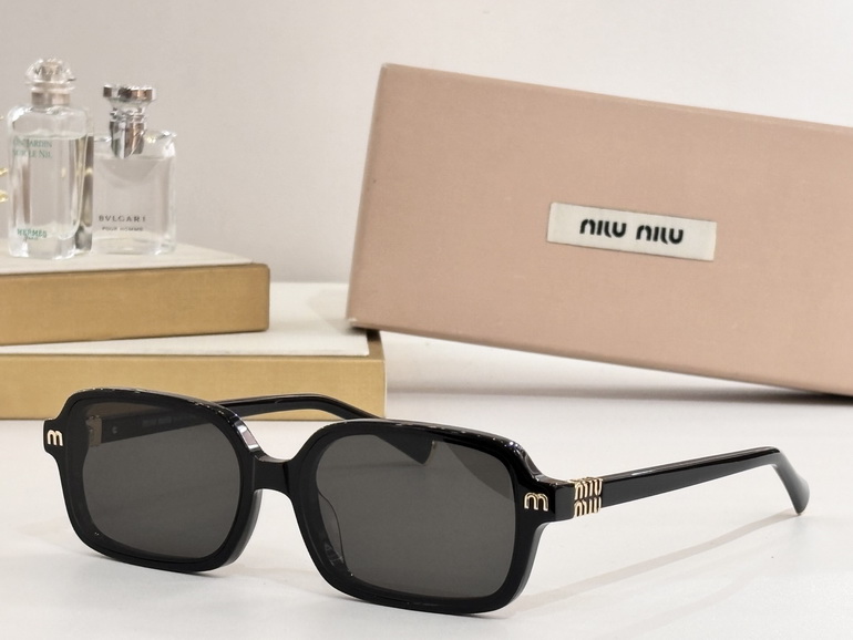 MIUMIU Sunglasses(AAAA)-397