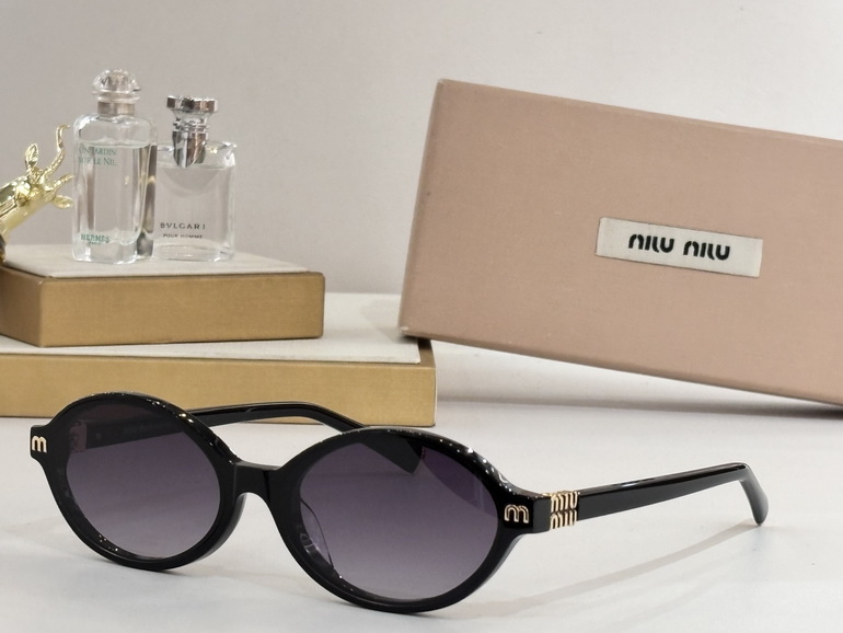 MIUMIU Sunglasses(AAAA)-390