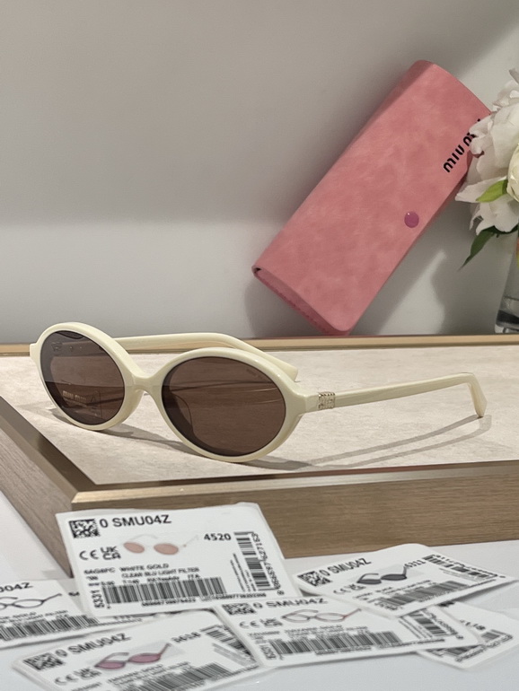 MIUMIU Sunglasses(AAAA)-383