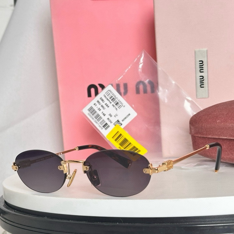 MIUMIU Sunglasses(AAAA)-356