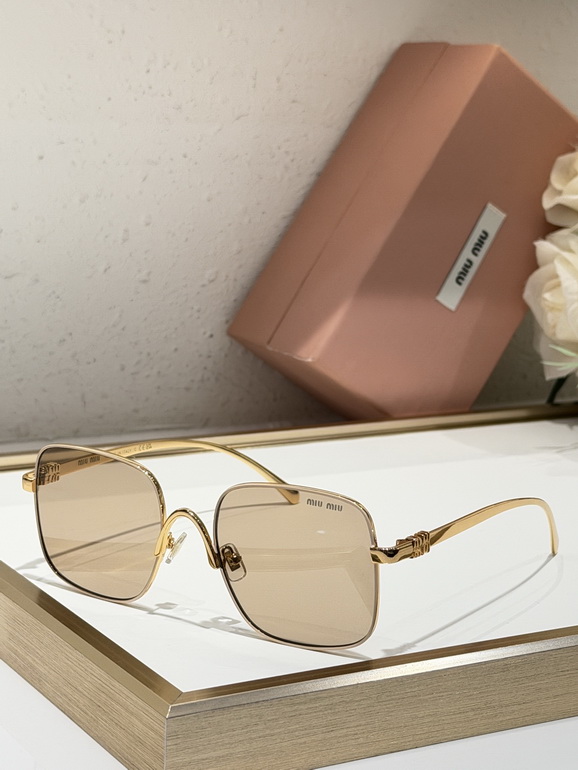 MIUMIU Sunglasses(AAAA)-333
