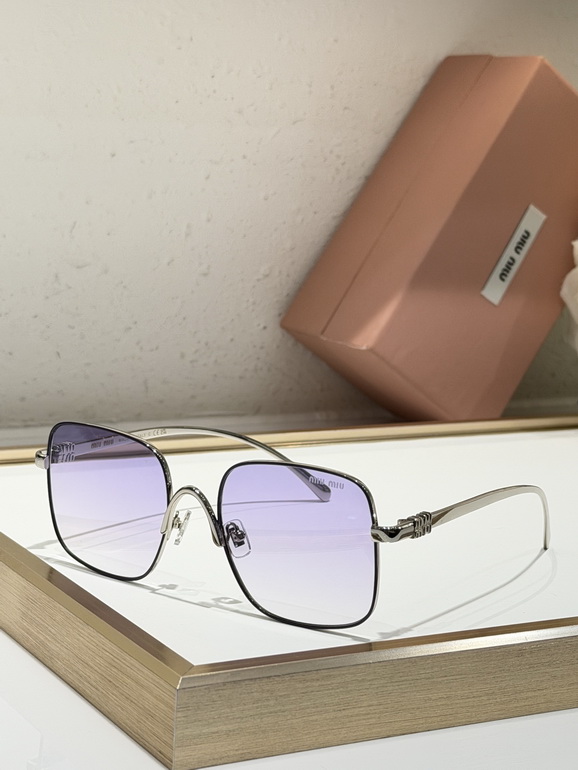 MIUMIU Sunglasses(AAAA)-330