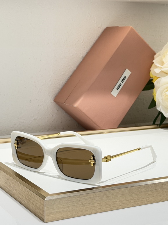 MIUMIU Sunglasses(AAAA)-322