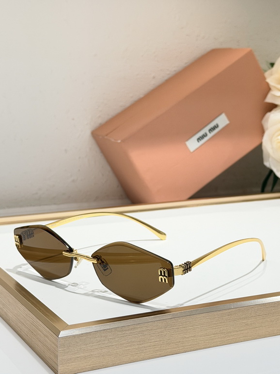 MIUMIU Sunglasses(AAAA)-318