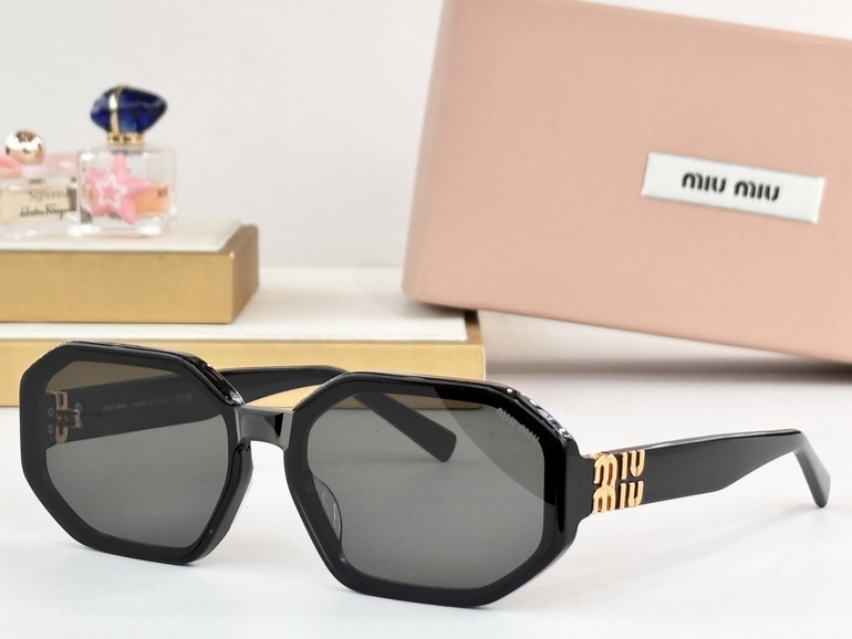 MIUMIU Sunglasses(AAAA)-303
