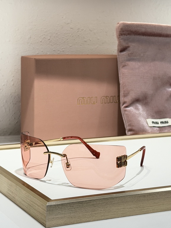 MIUMIU Sunglasses(AAAA)-260