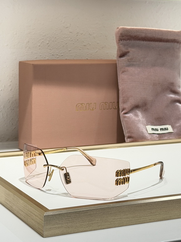 MIUMIU Sunglasses(AAAA)-259