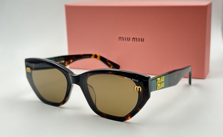 MIUMIU Sunglasses(AAAA)-174