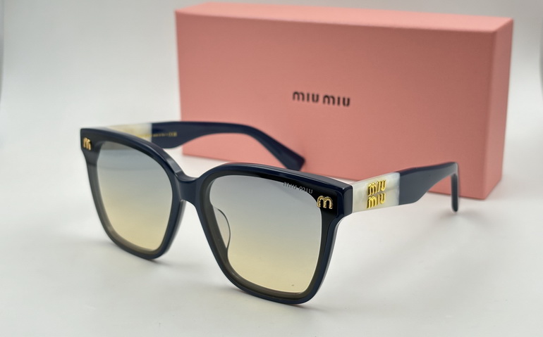 MIUMIU Sunglasses(AAAA)-162