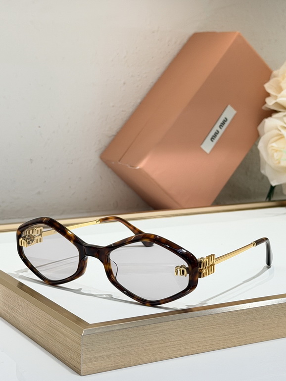 MIUMIU Sunglasses(AAAA)-097
