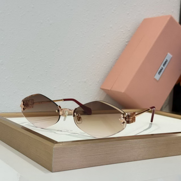 MIUMIU Sunglasses(AAAA)-049