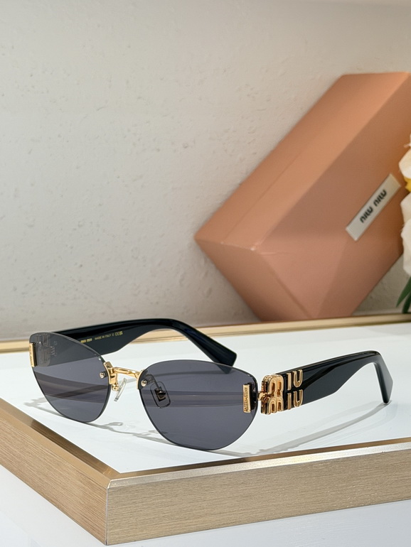 MIUMIU Sunglasses(AAAA)-032