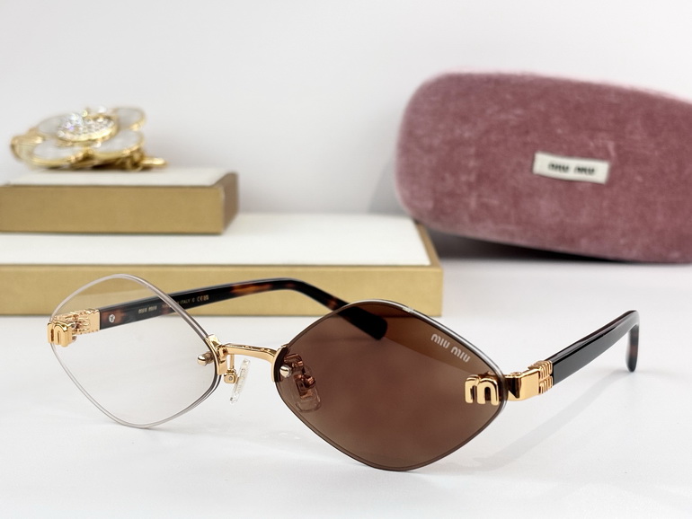 MIUMIU Sunglasses(AAAA)-005