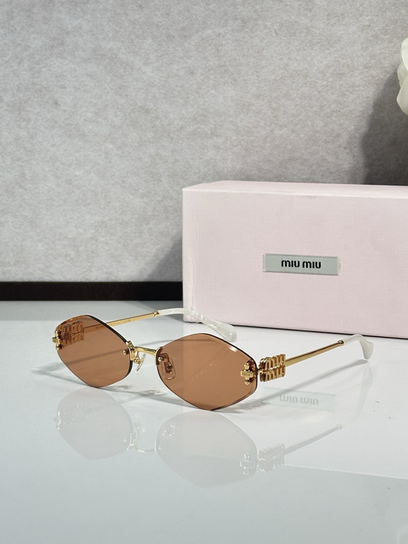MIUMIU Sunglasses(AAAA)-2237