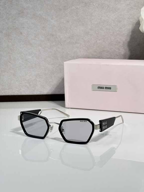 MIUMIU Sunglasses(AAAA)-2093