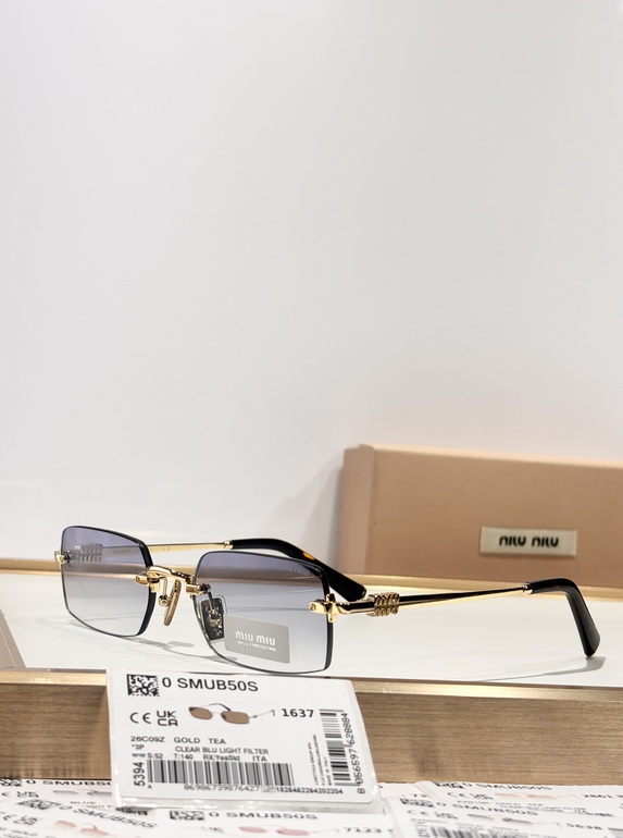 MIUMIU Sunglasses(AAAA)-2040