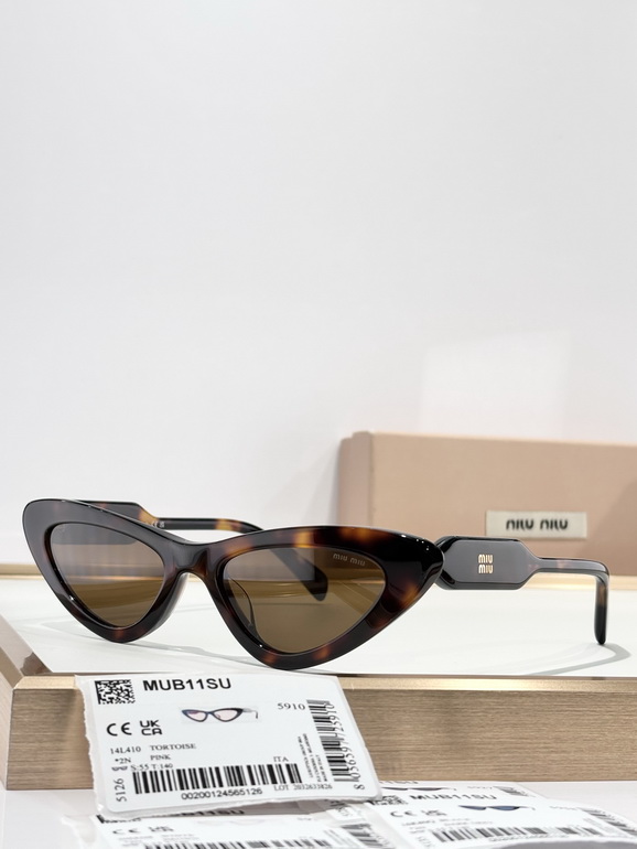 MIUMIU Sunglasses(AAAA)-2032