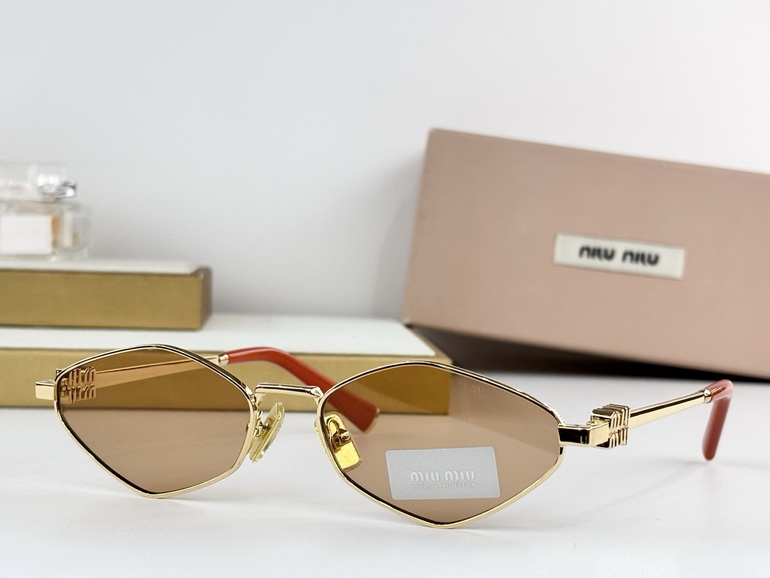 MIUMIU Sunglasses(AAAA)-2029