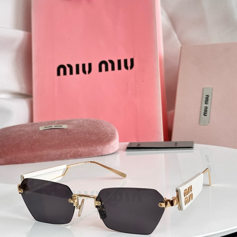 MIUMIU Sunglasses(AAAA)-1522
