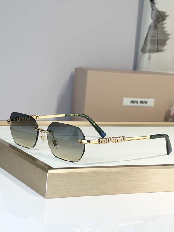 MIUMIU Sunglasses(AAAA)-2251
