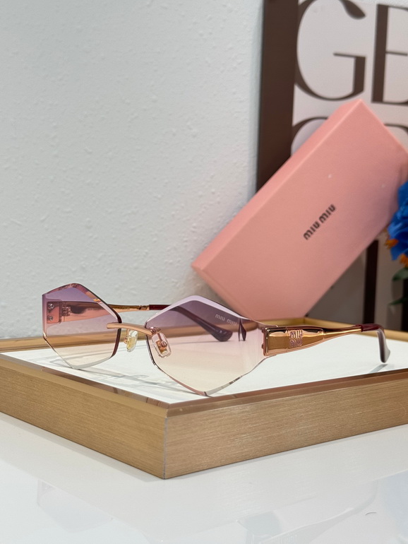 MIUMIU Sunglasses(AAAA)-1205