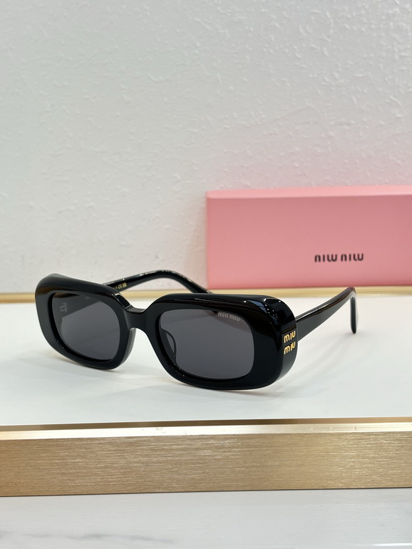 MIUMIU Sunglasses(AAAA)-1142