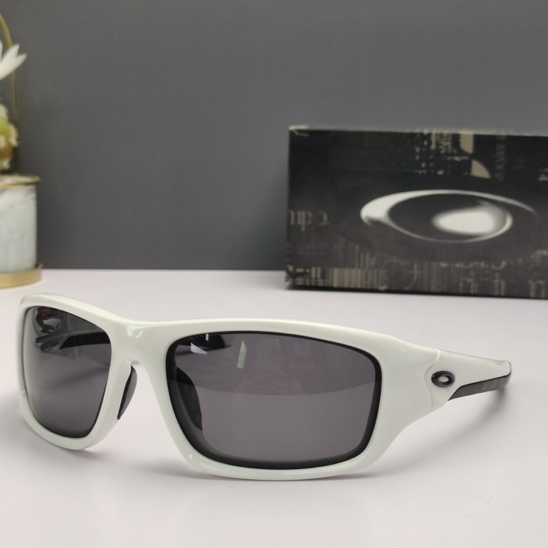 Oakley Sunglasses(AAAA)-444