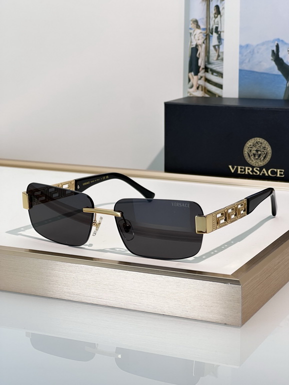 VERSACE Sunglasses(AAAA)-877