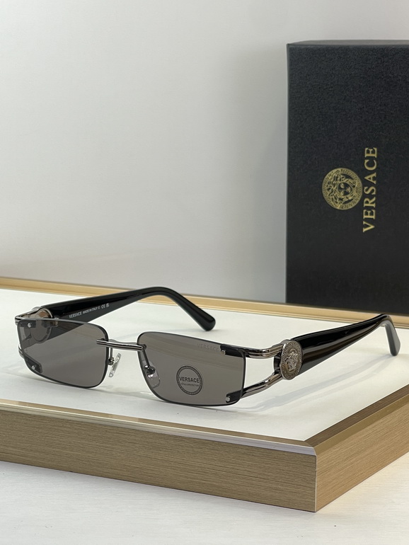 VERSACE Sunglasses(AAAA)-826