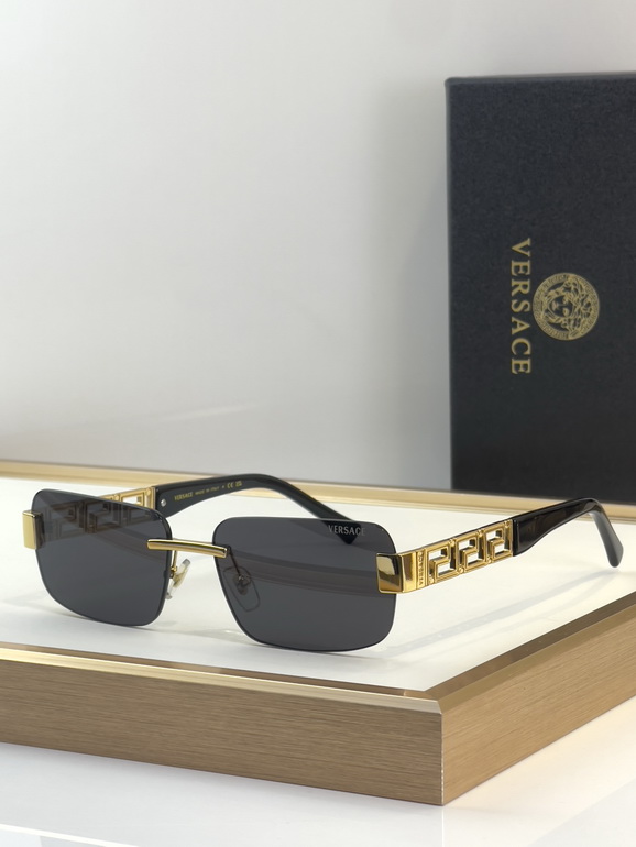 VERSACE Sunglasses(AAAA)-822