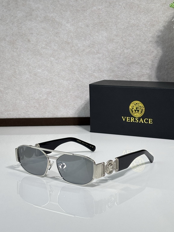 VERSACE Sunglasses(AAAA)-695
