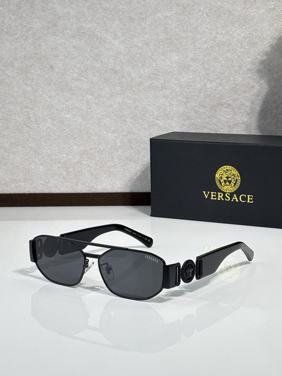 VERSACE Sunglasses(AAAA)-694