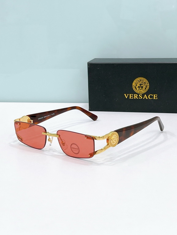 VERSACE Sunglasses(AAAA)-673