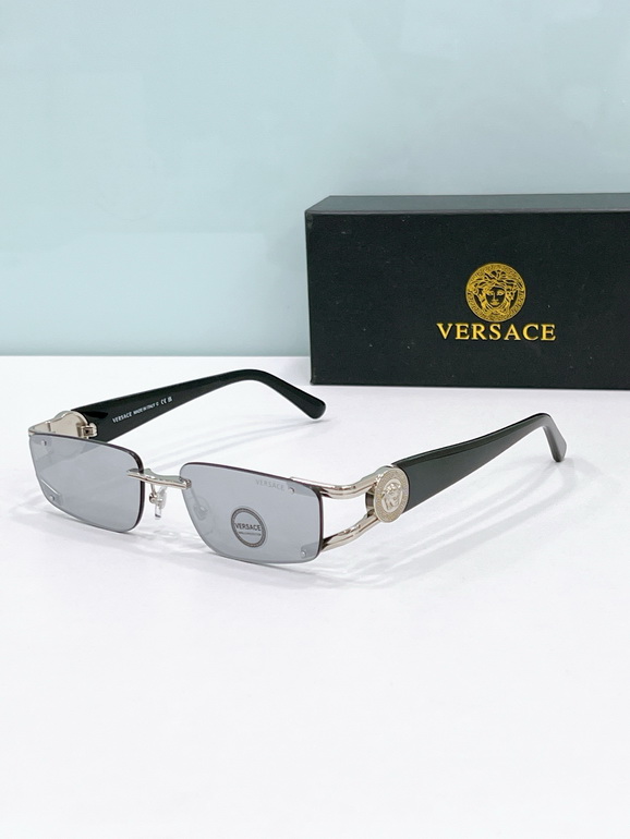 VERSACE Sunglasses(AAAA)-672