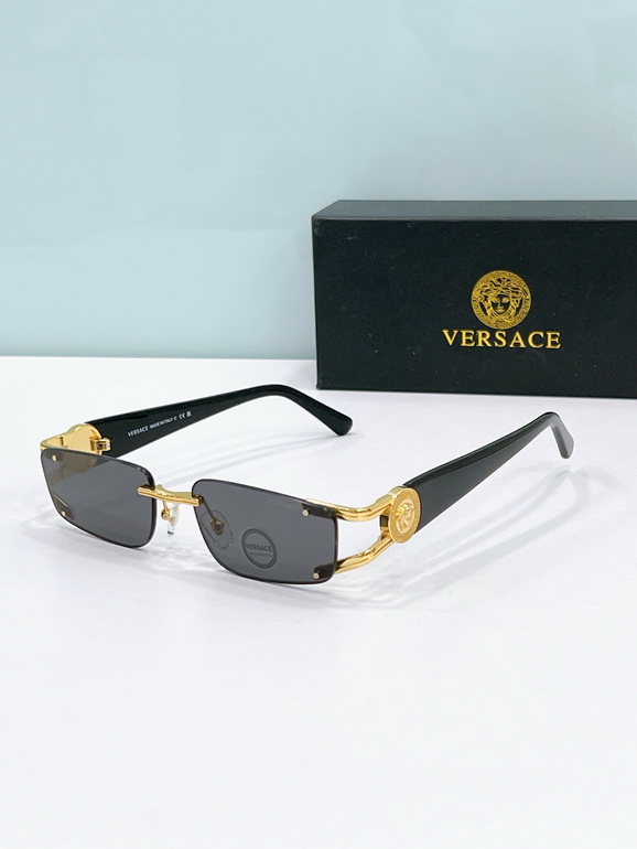 VERSACE Sunglasses(AAAA)-669