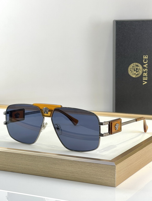 VERSACE Sunglasses(AAAA)-626