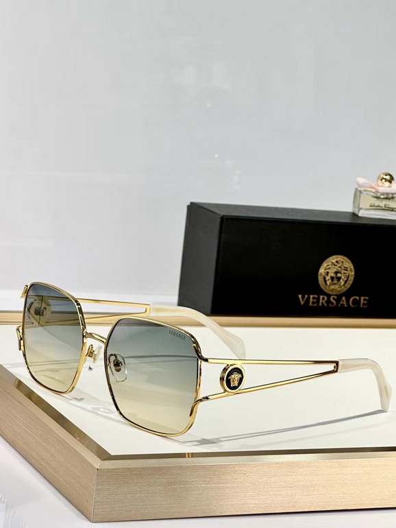 VERSACE Sunglasses(AAAA)-609