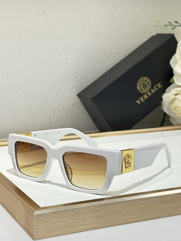 VERSACE Sunglasses(AAAA)-504