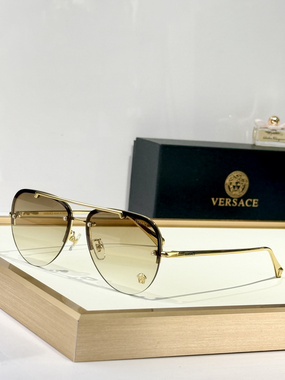 VERSACE Sunglasses(AAAA)-240