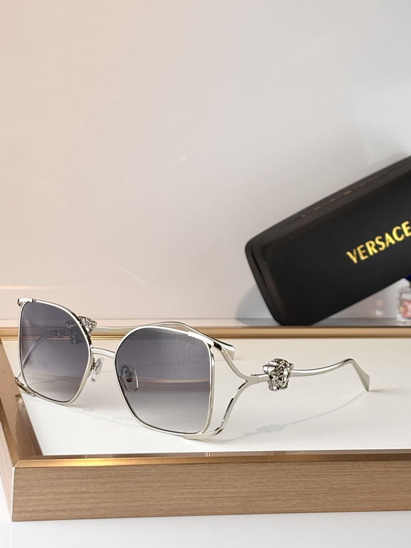 VERSACE Sunglasses(AAAA)-236